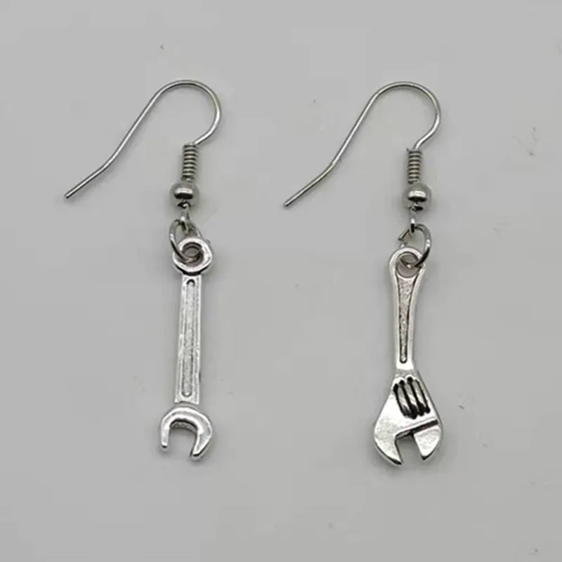 Ретро креативный индивидуальный декор мини-ключ для инструмента жизни пила