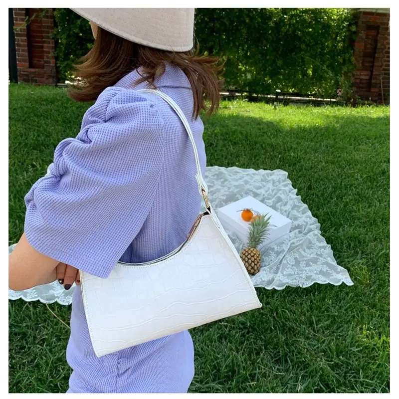 

2pcs/Set Transparent Bag Women Shoulder Bag Small Chain Jelly Bags Handbags Phone Totes Fashion Solid Travel Crossbody Bag 2020