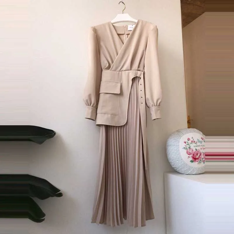 

One-Piece Ladies Elegant Pleated Dresses Korean Fashion Splicing Fake Two Lady Dress 2021 Spring Autumn Women Dress Midi Dress