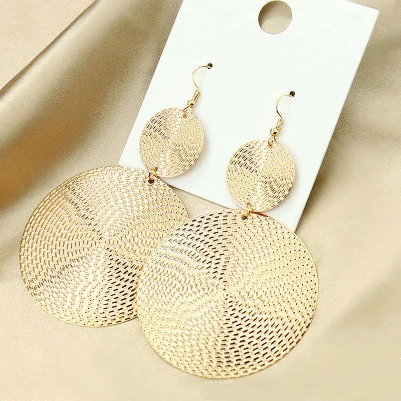 

European and American cross border Earrings geometric irregularity exaggerated Earrings Fashion atmosphere Circle Earrings