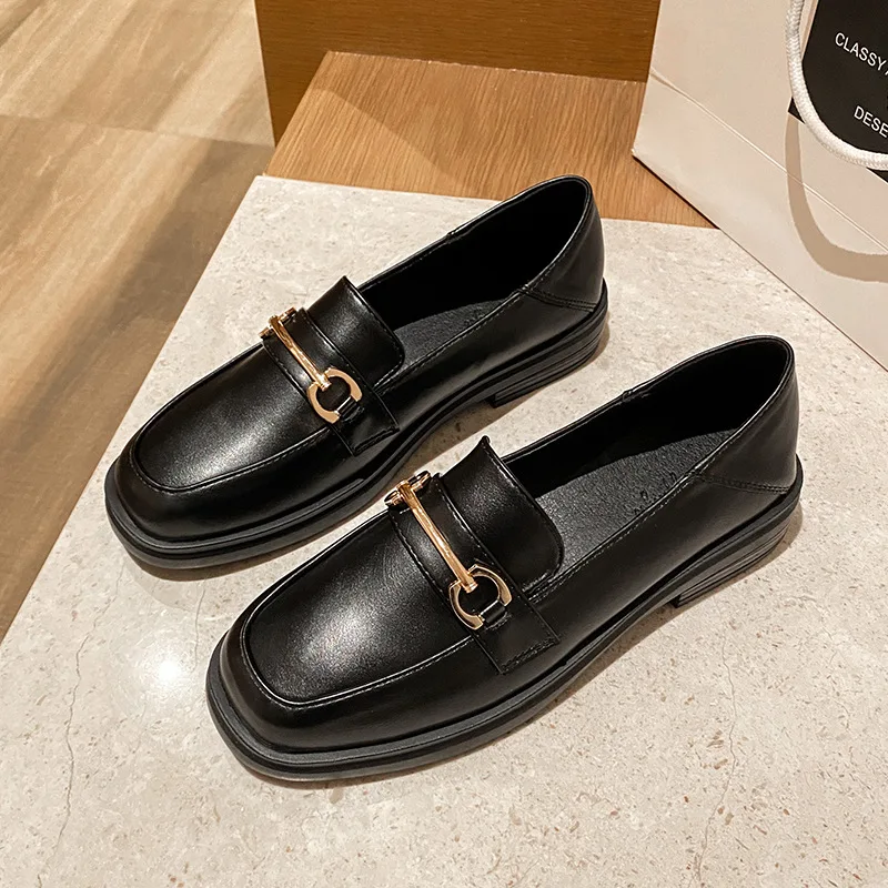 England 2021 NEW Women Shoes Fashion Loafers Round Toe Platform Shoes Solid Slip-on Plus Size 43 Luxury Brand Shoes Women