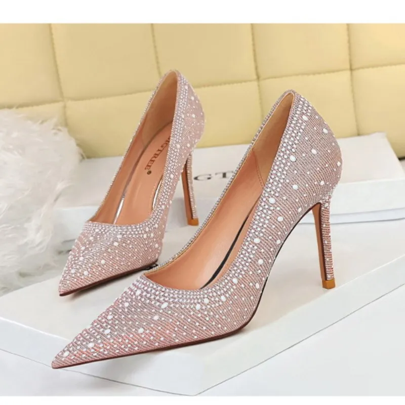 

Female Sexy Banquet Super High Stiletto Heel Shallow Mouth Pointed Toe Nightclub High Heels Womens Singles Shoes Plus Size 34-43