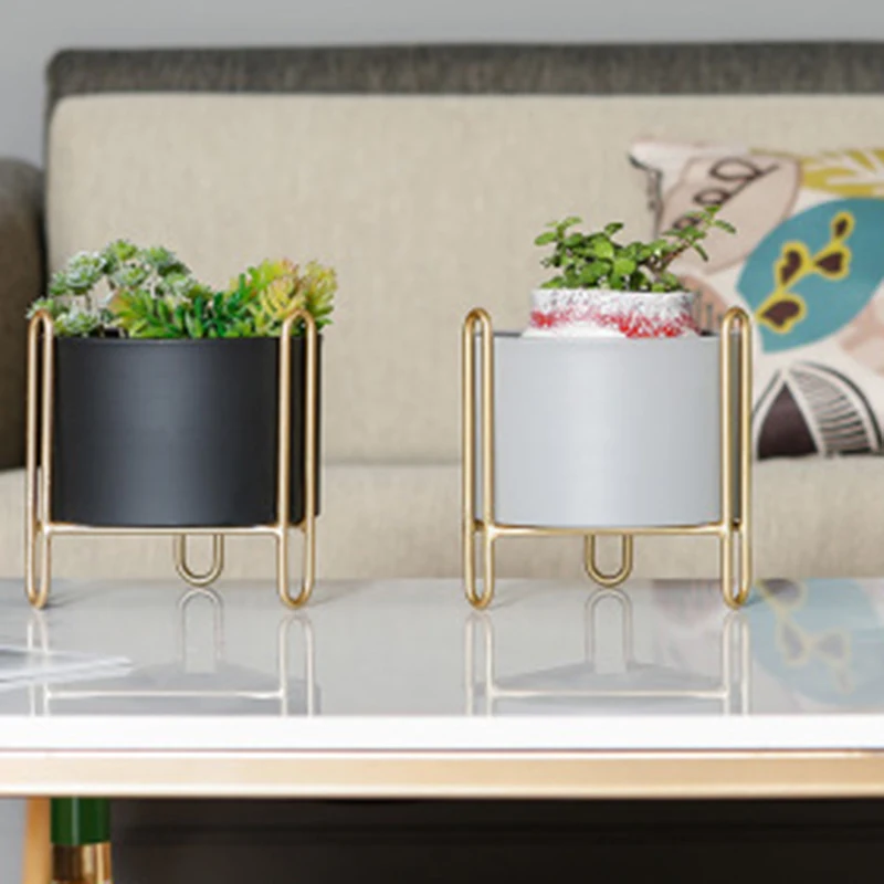

Wrought Iron Vase Flower Stand Flowerpot Holder Pot Culture Container for Home Indoor Outdoor Decoration