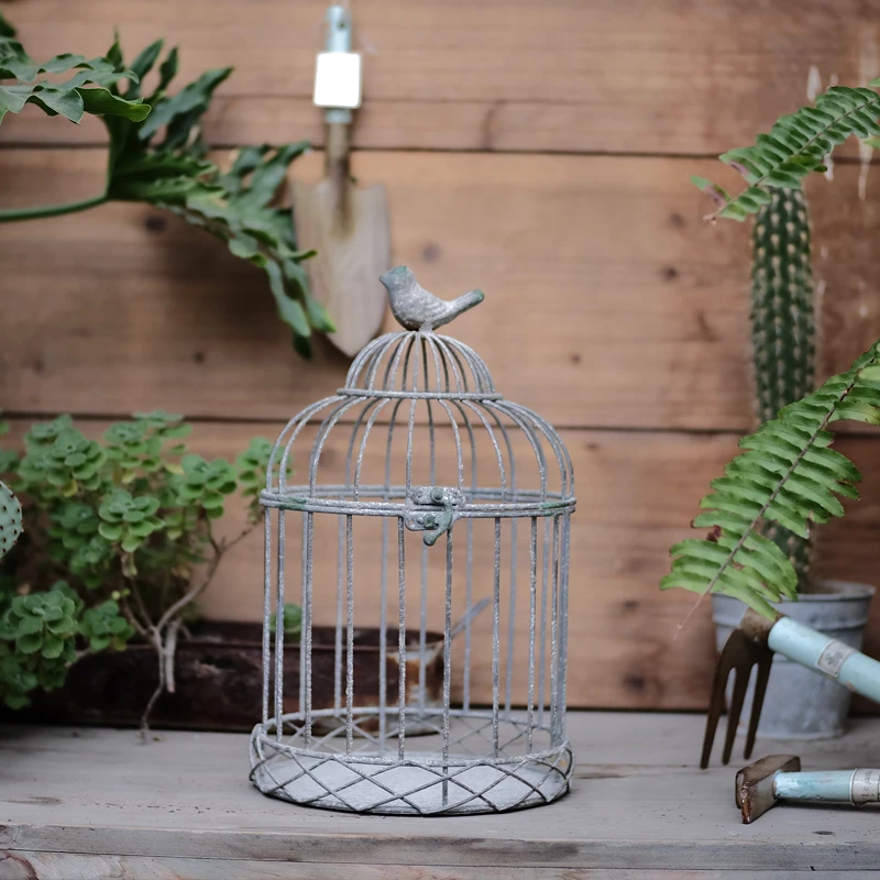 Adorable vintage décor scheme. Details about   Small Iron Bird Cage with Bird on Top 