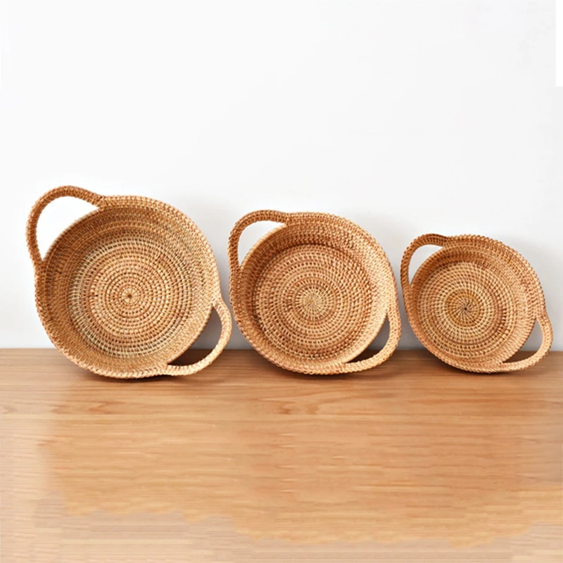 

Плетеная вручную корзина для хранения из ротанга с ручкой, круглая плетеная корзина, тарелка для хлеба, фруктов, тортов, обеденный сервирово...