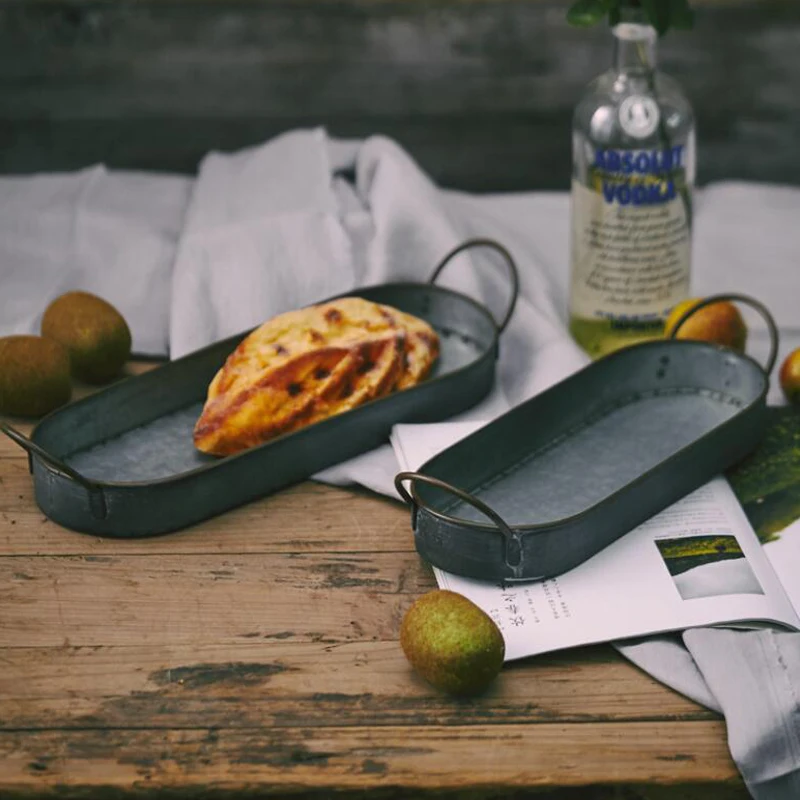 

Vintage Metal Serving Tray Oval Storage Basket Country House Shabby Rustic Creative Iron Plate Shooting Props Bread Tray