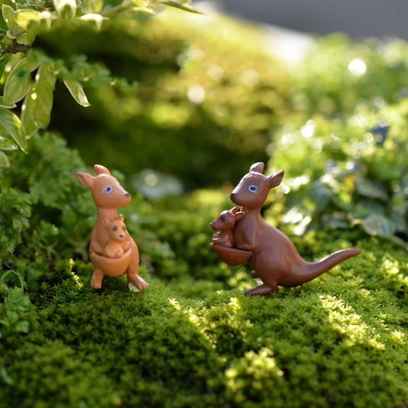 

2 Pcs Micro Landscape Craft Decoration Kangaroo Decoration Micro Landscape Multi-flesh Plant Decoration DIY Material Accessories