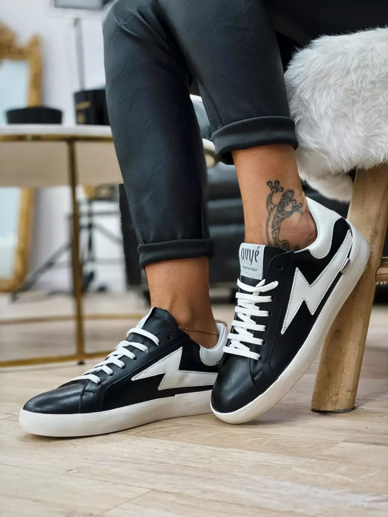 

Women's Black PU Round Toe Flat-heeled Low-top Casual Sports Sneakers Fashion Trend Everyday All-match Shopping Shoes HL298