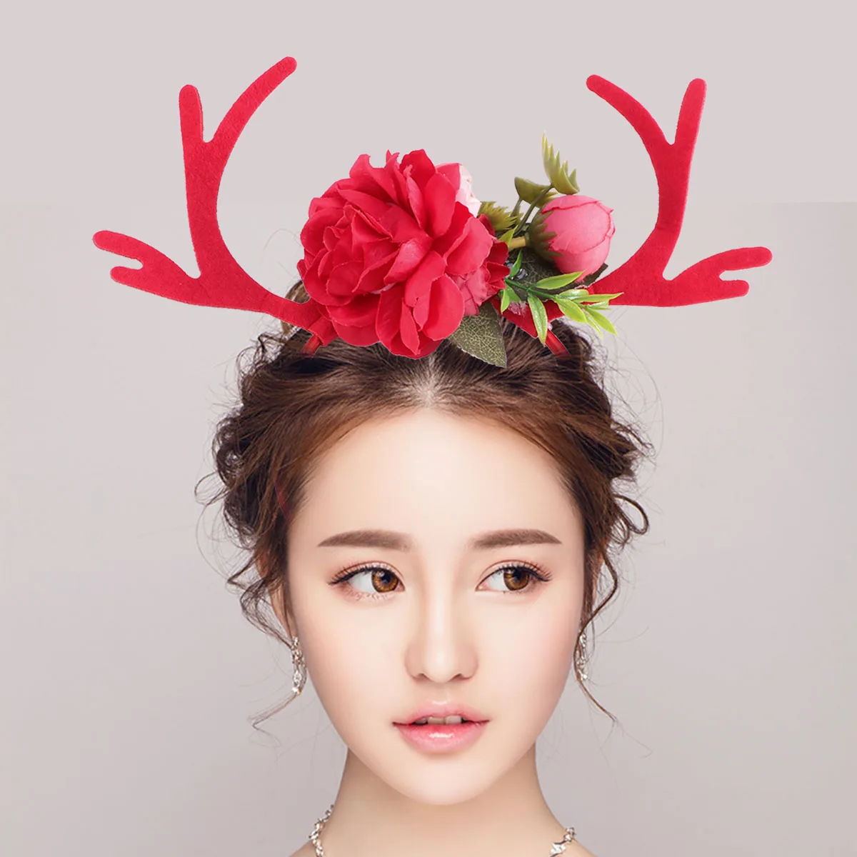 Для маленькой девочки забавная оленьих рогов и повязка на голову с цветами Цветы