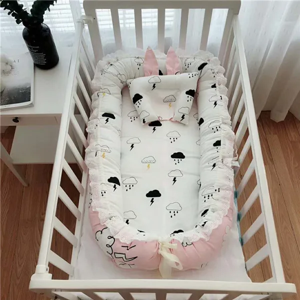 

Portable Crib Baby Nest Bed Folding Newborns Cots Nursery Sleeping Nest with Pillow Infant Cradle Baby Bassinet Bed Carry Cot