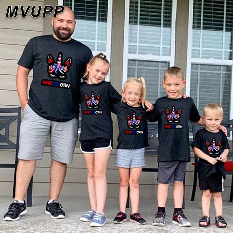 Одежда для всей семьи на День Независимости черная футболка с круглым вырезом