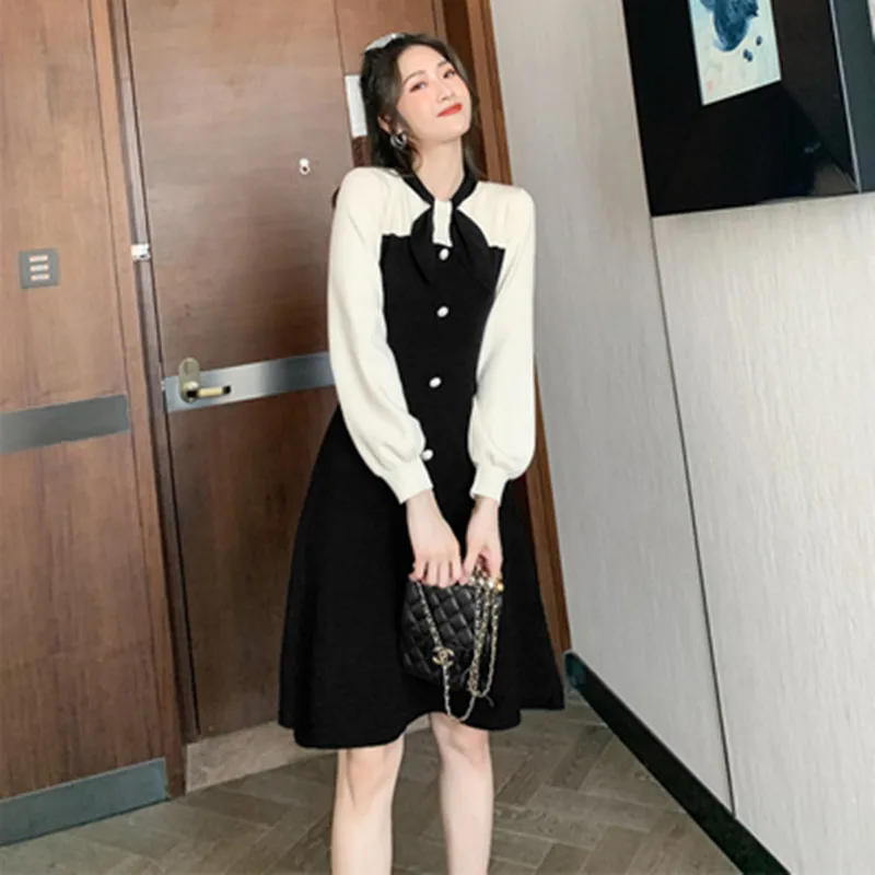 

Women Sweet Scarf Collar Fake Two Piece Autumn Knitting Dresses Elegant Splicing Long Sleeve Single Breasted Over The Knee Dress