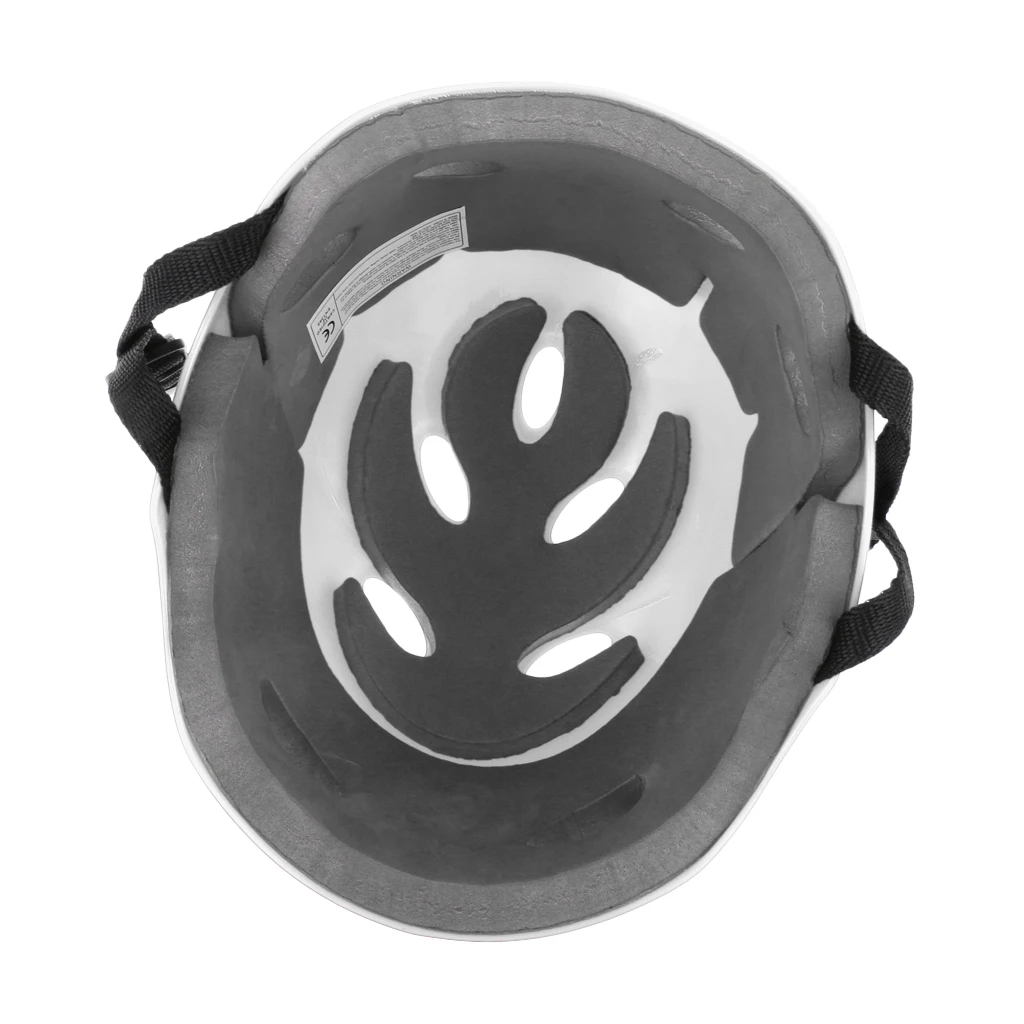 Шлем защитный для водных видов спорта с регулируемым ремнем подбородка