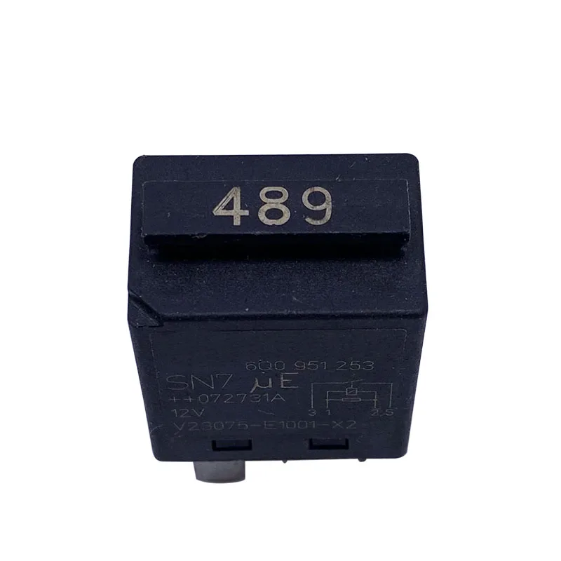 

OEM релейный блок NO 489 caddy passat CC POLO 6Q0 951 253 6Q0951253