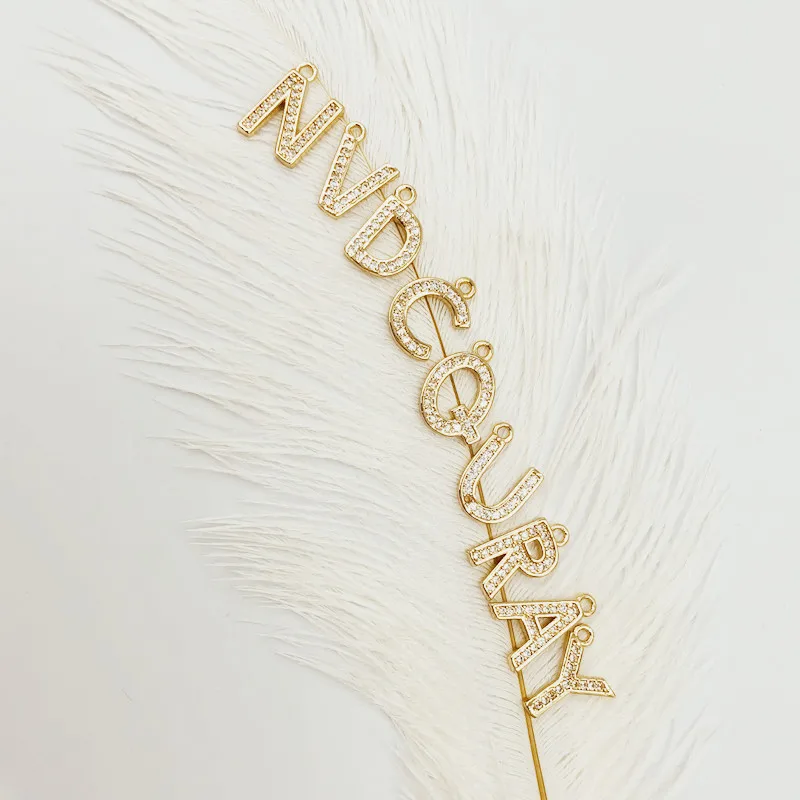 Креативное ожерелье с 26 английскими буквами можно свободно комбинировать именем