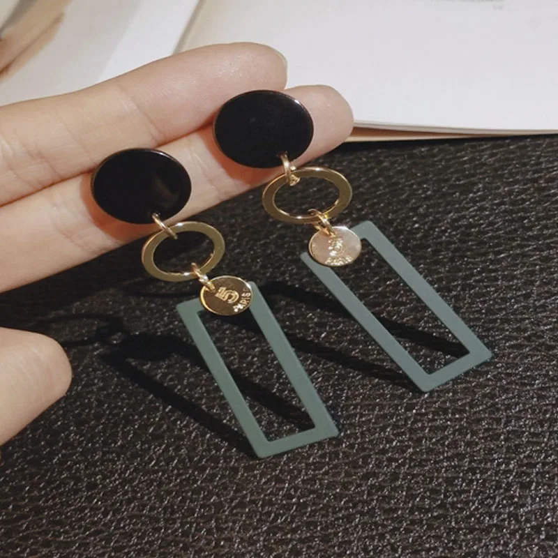 

Classical Geometric Rectangle Acrylic dangle Earrings for Women Female Fashion Joker Long Metal Earrings Jewelry