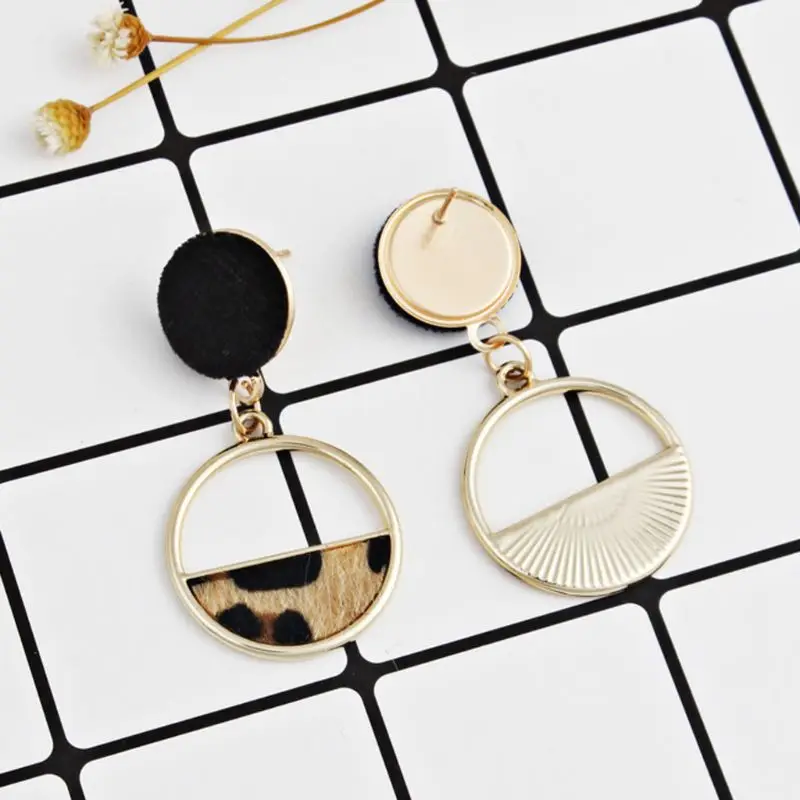 

Wild Leopard Print Round Drop Earrings Women Winter Statement Fashion Jewelry