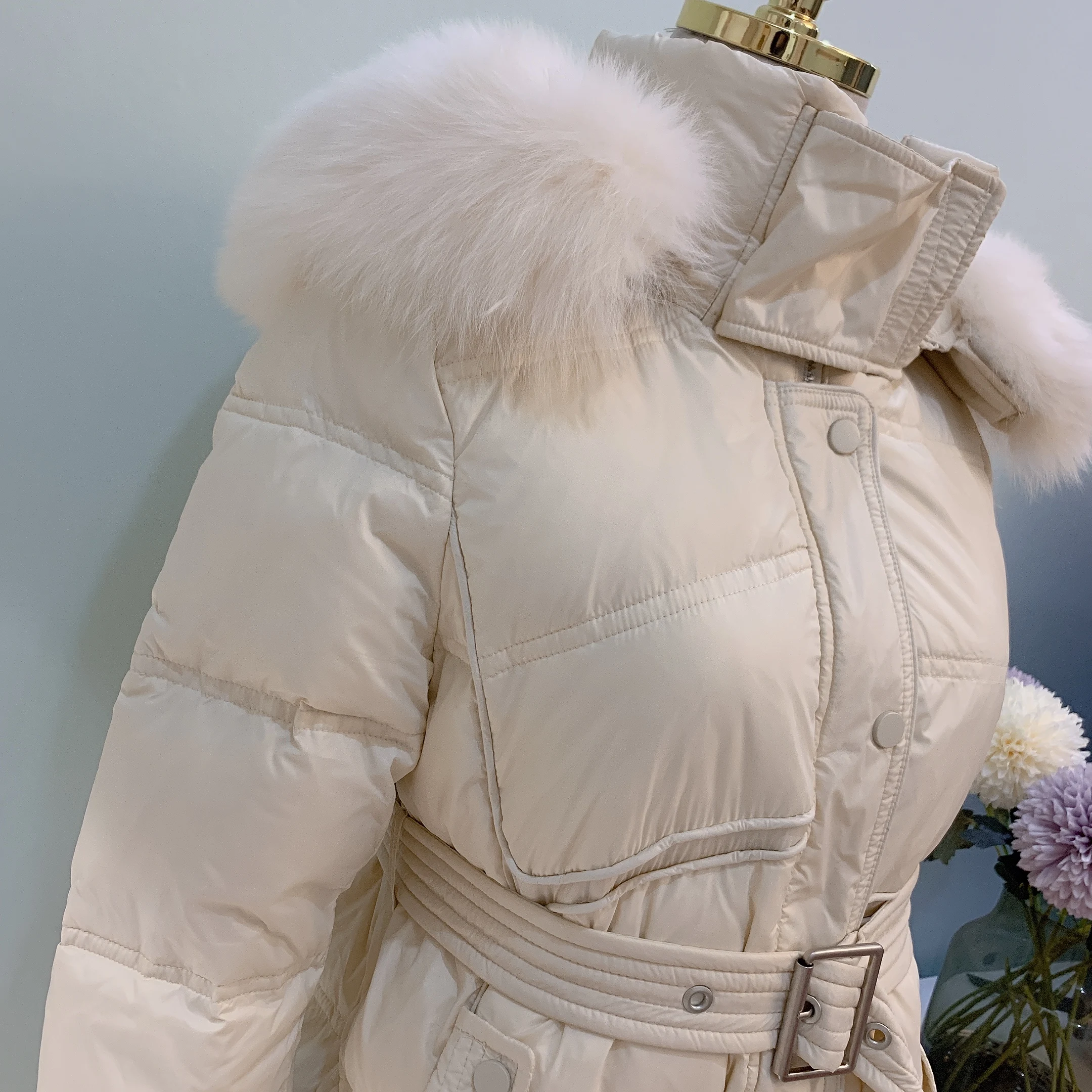 Женский пуховик с капюшоном Длинная ветровка цвета хаки и синего/черного из