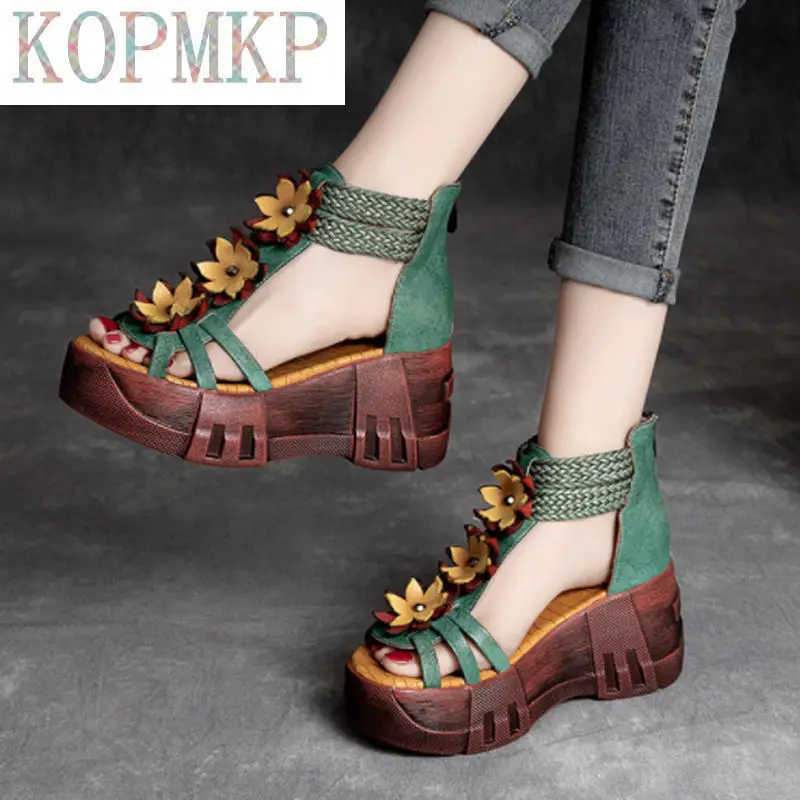 

Сандалии женские с цветочным принтом, босоножки из экокожи на танкетке, на молнии, летняя обувь на платформе, гладиаторы в ретро стиле