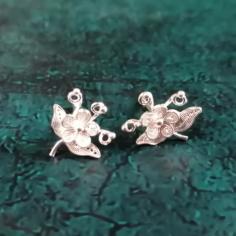 Женские серьги-гвоздики из серебра 999 пробы с цветком | Украшения и аксессуары