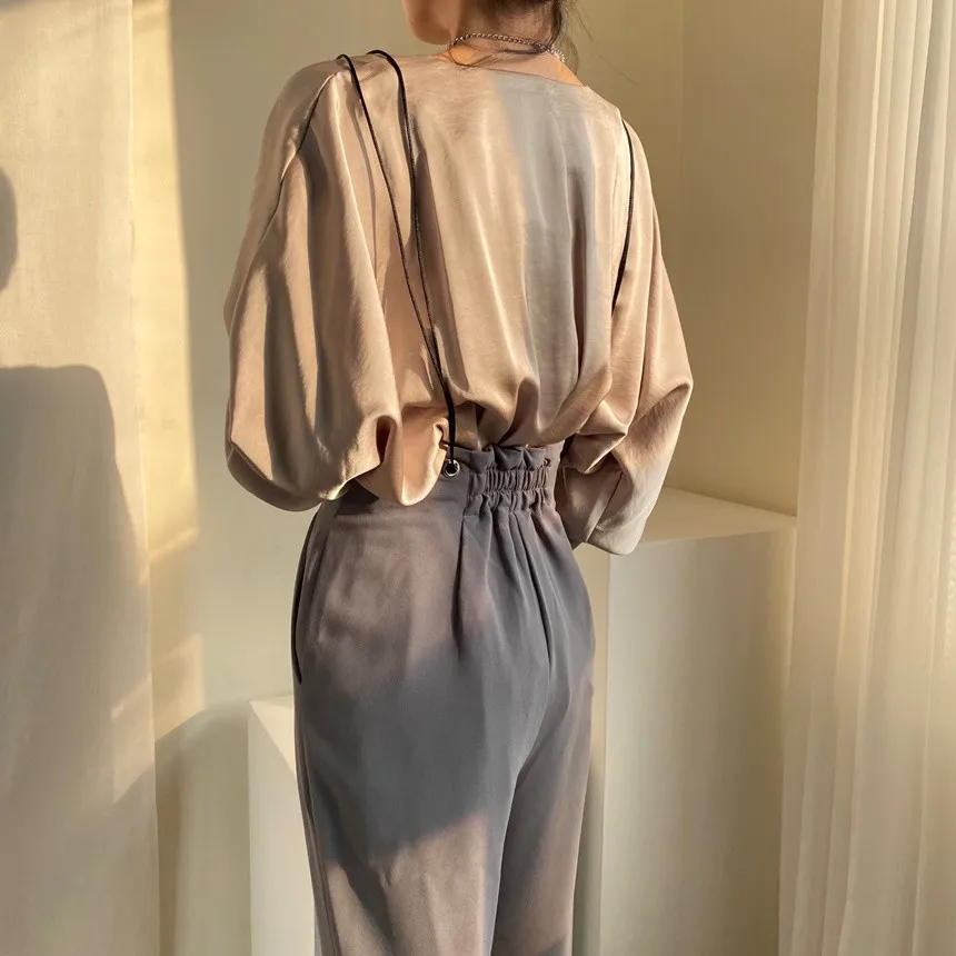 

Alien Kitty Women Luster Satin V-Neck Plus Size 2021 Female Tops OL Streetwear Vintage Elegant All-Match Office Lady Shirts