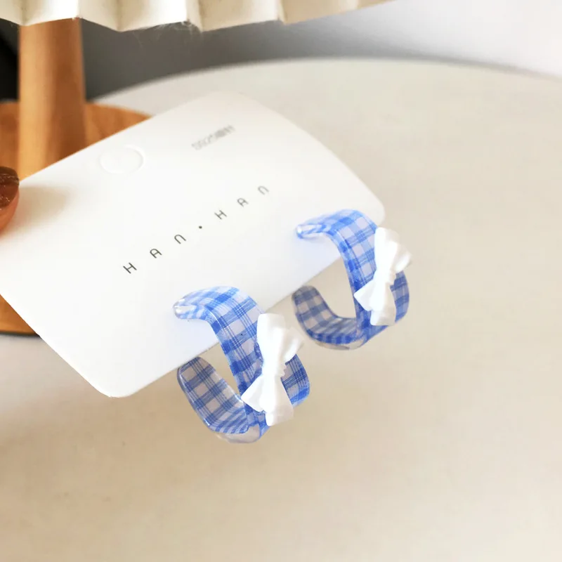 

Korean Girl Fashion Jewelry 925 Silver Needle Small Fresh Blue Plaid Earrings Cute Acrylic Bow Earrings Simple C-shaped Ear Ring