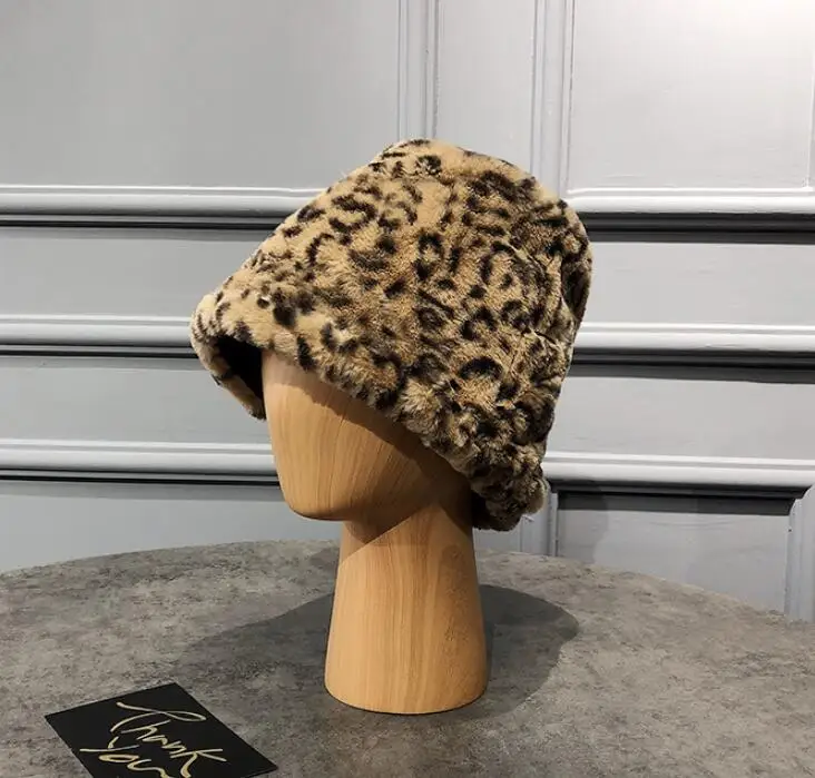2020 Корейская осенне зимняя винтажная плюшевая Кепка с леопардовым принтом