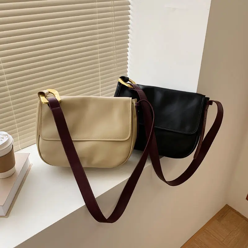 

Net Red Envelope Female 2021 New High-end Retro Soft Leather Shoulder Bag Simple and Versatile Flip Fashion Messenger Bag