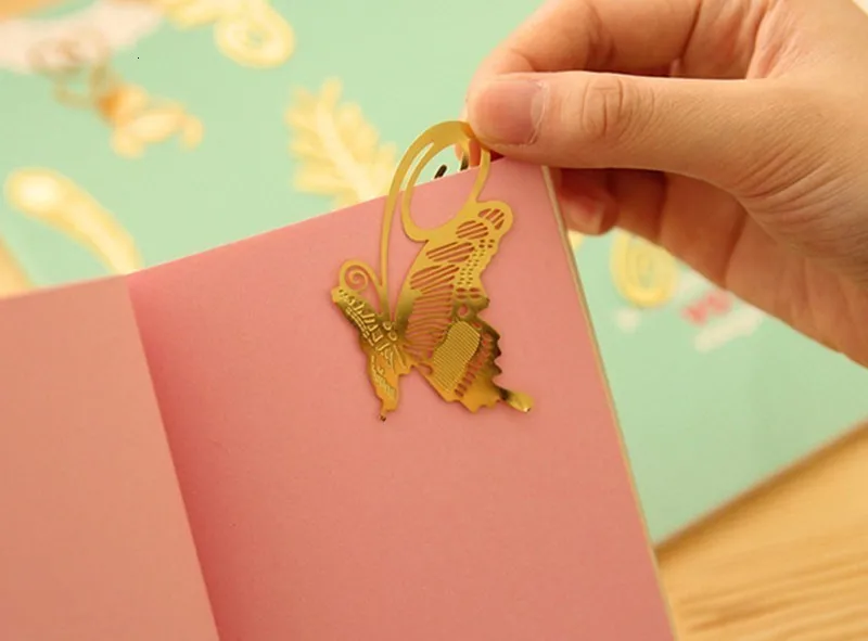 2PCS/lot Creative Metal Bookmark Cute Cartoon Book Paper Clip Kawaii Bookmarks Office Decoration Stationary Supplies 01463