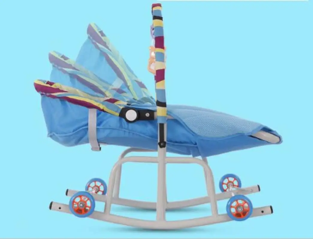 Детское музыкальное кресло качалка детское игрушечное качающаяся люлька