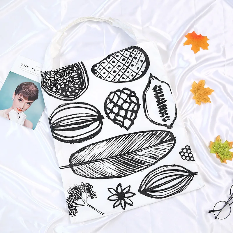 

fashion womens hands personalized girl's graffiti art simple chic large three compartment single shoulder bag light and purses