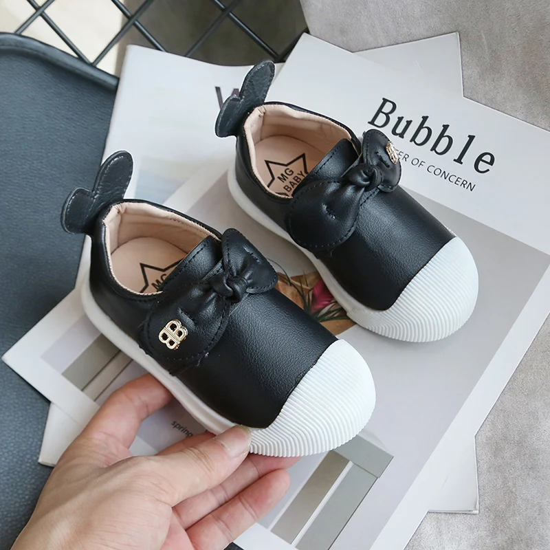 2019 осенние милые кроссовки из искусственной кожи с бабочкой на мягкой подошве