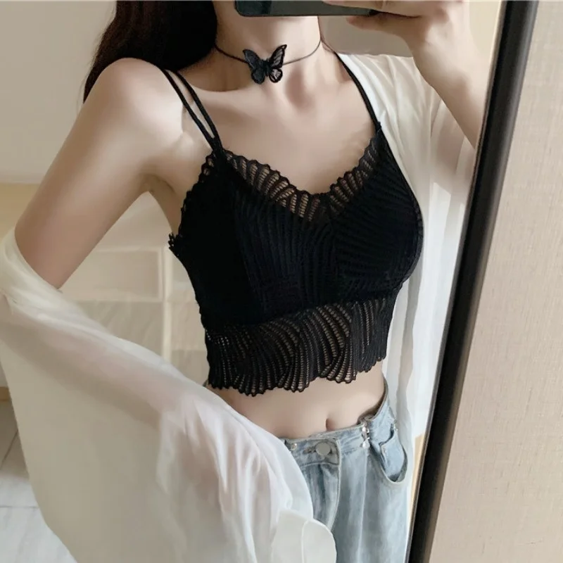 Майка на бретелях Женская белая во французском стиле с кружевным нижним бельем |