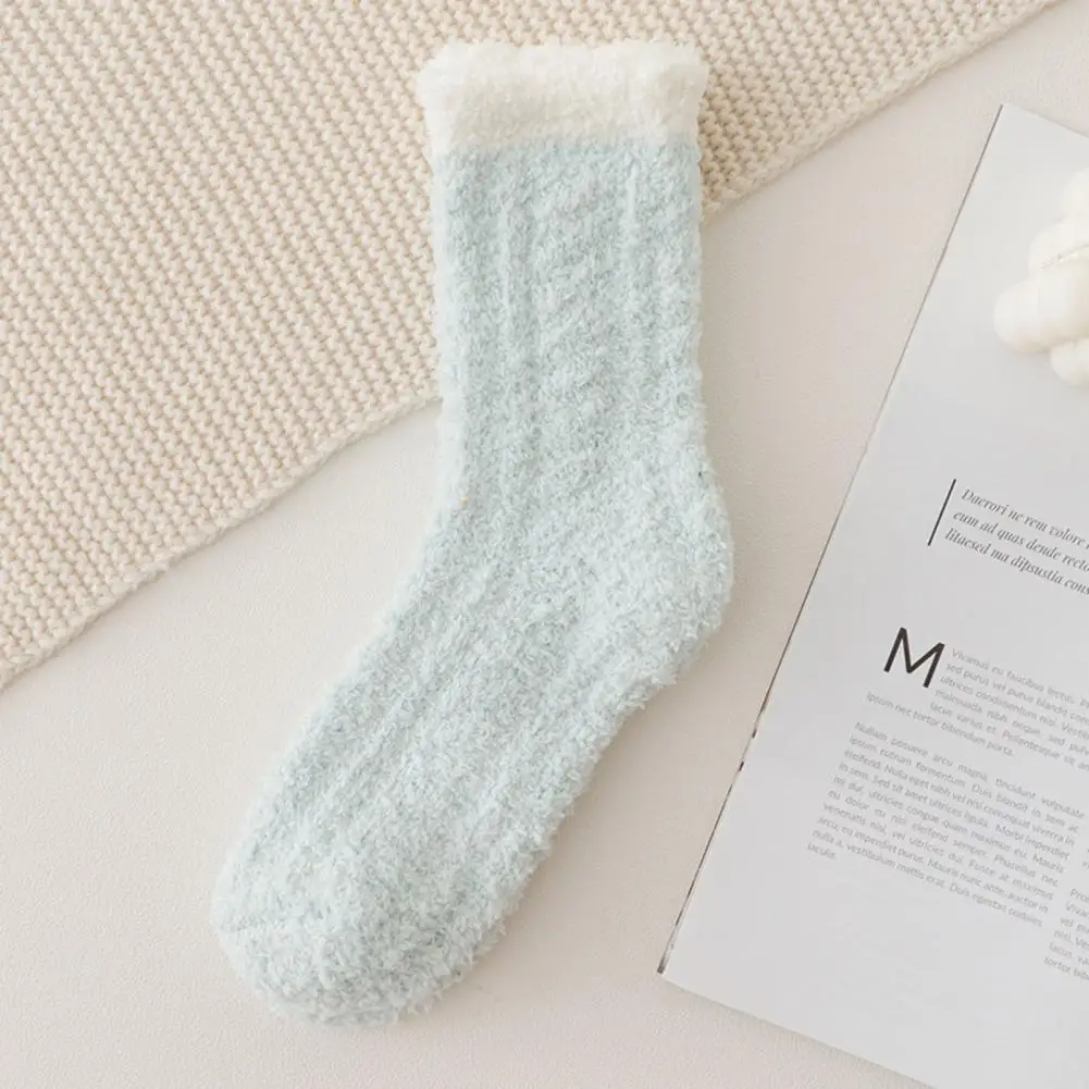 

1 Pair Lady Stocking Coral Fleece Knitted Thicken Warm Long Socks Stocking for Dating