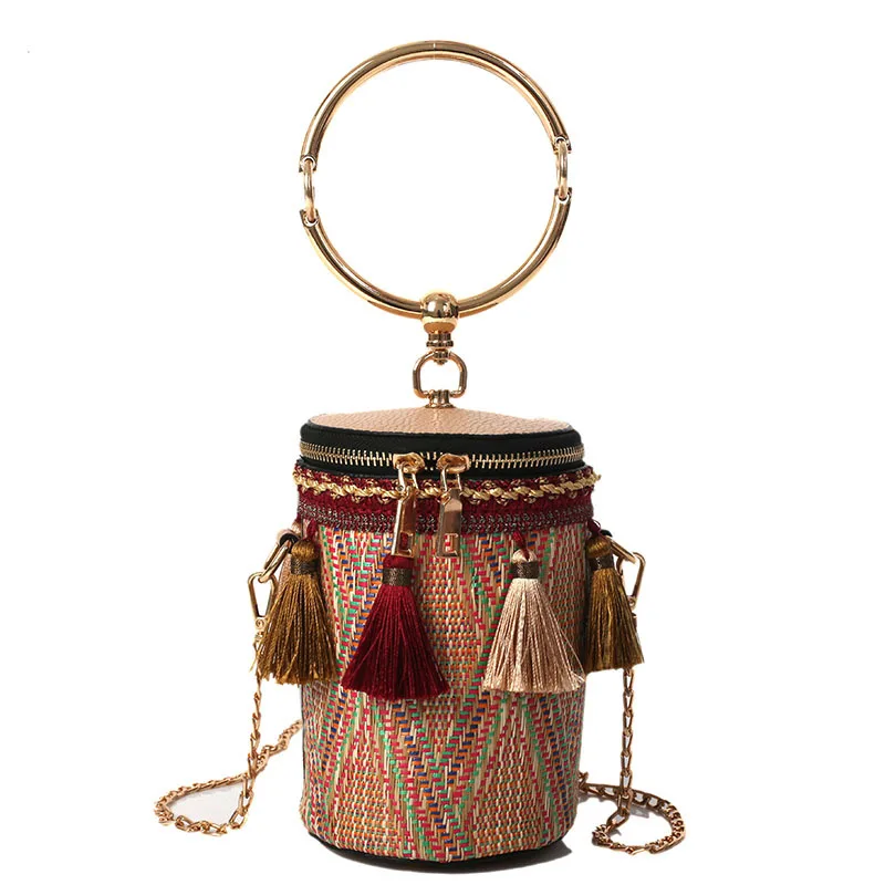 

Сумка-мессенджер женская с вышивкой, саквояж на плечо в национальном стиле, миниатюрная сумочка-мешок с цепочкой и кисточкой