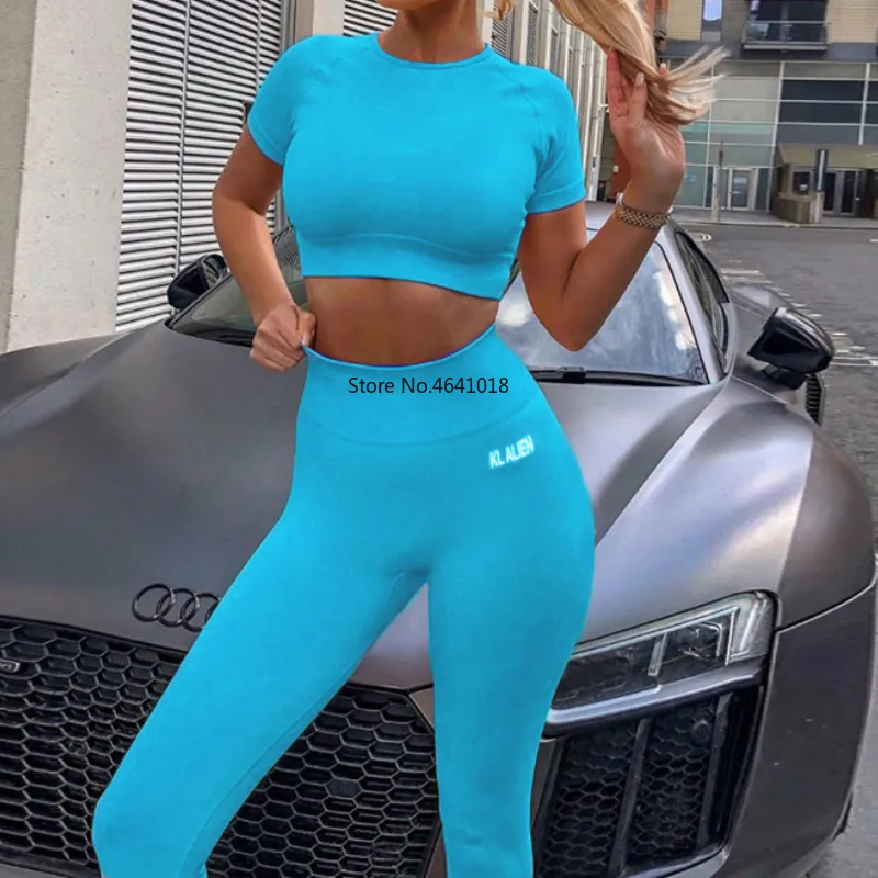 Женский спортивный костюм для фитнеса с буквенным принтом 2020 Модный комплект из 2