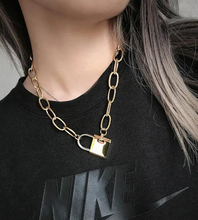 Женское ожерелье с цепочкой из титана массивное навесным замком 361л ювелирное