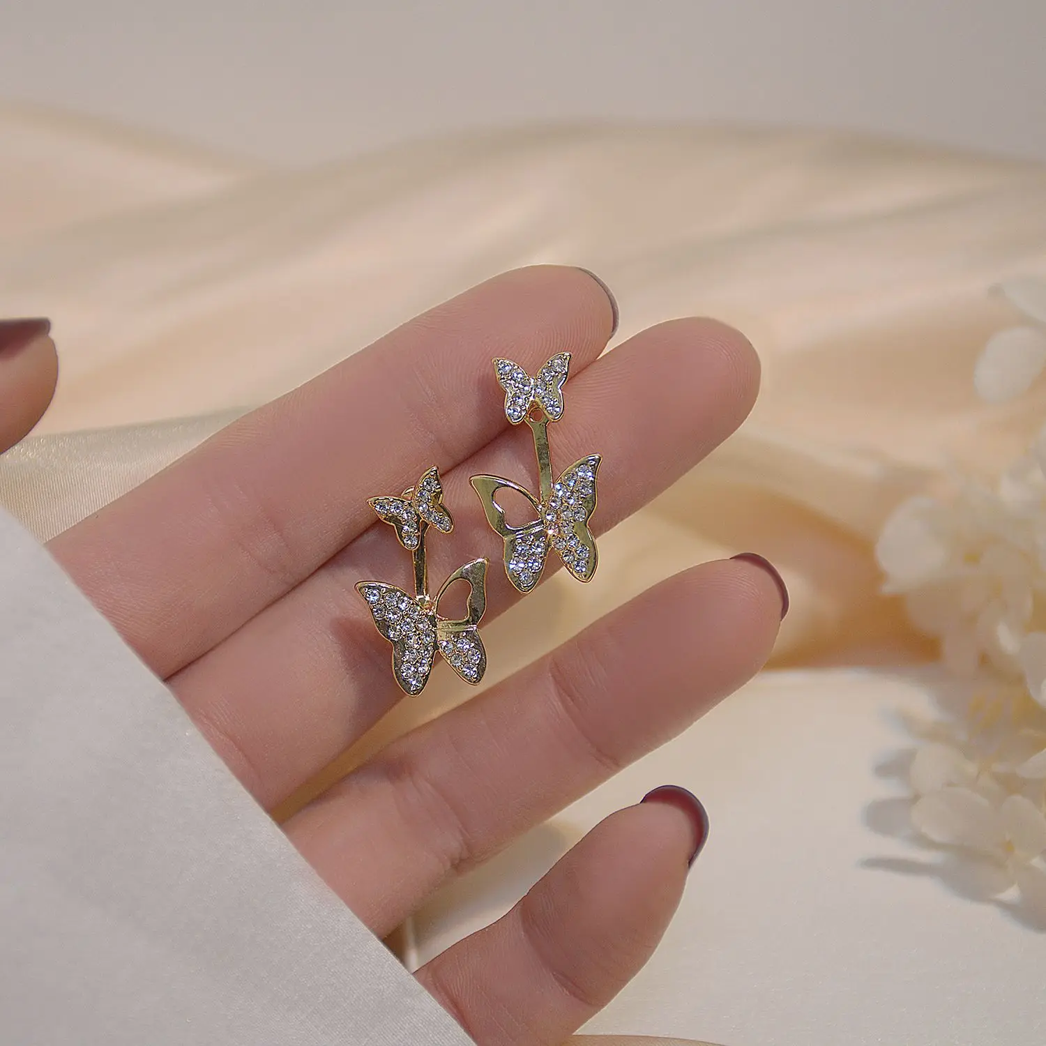 

14K Gold Plated Butterfly Cute Stud Earrings with Bling Zircon Stone for Women Trends Fashion Jewelry Korean Earrings 2021