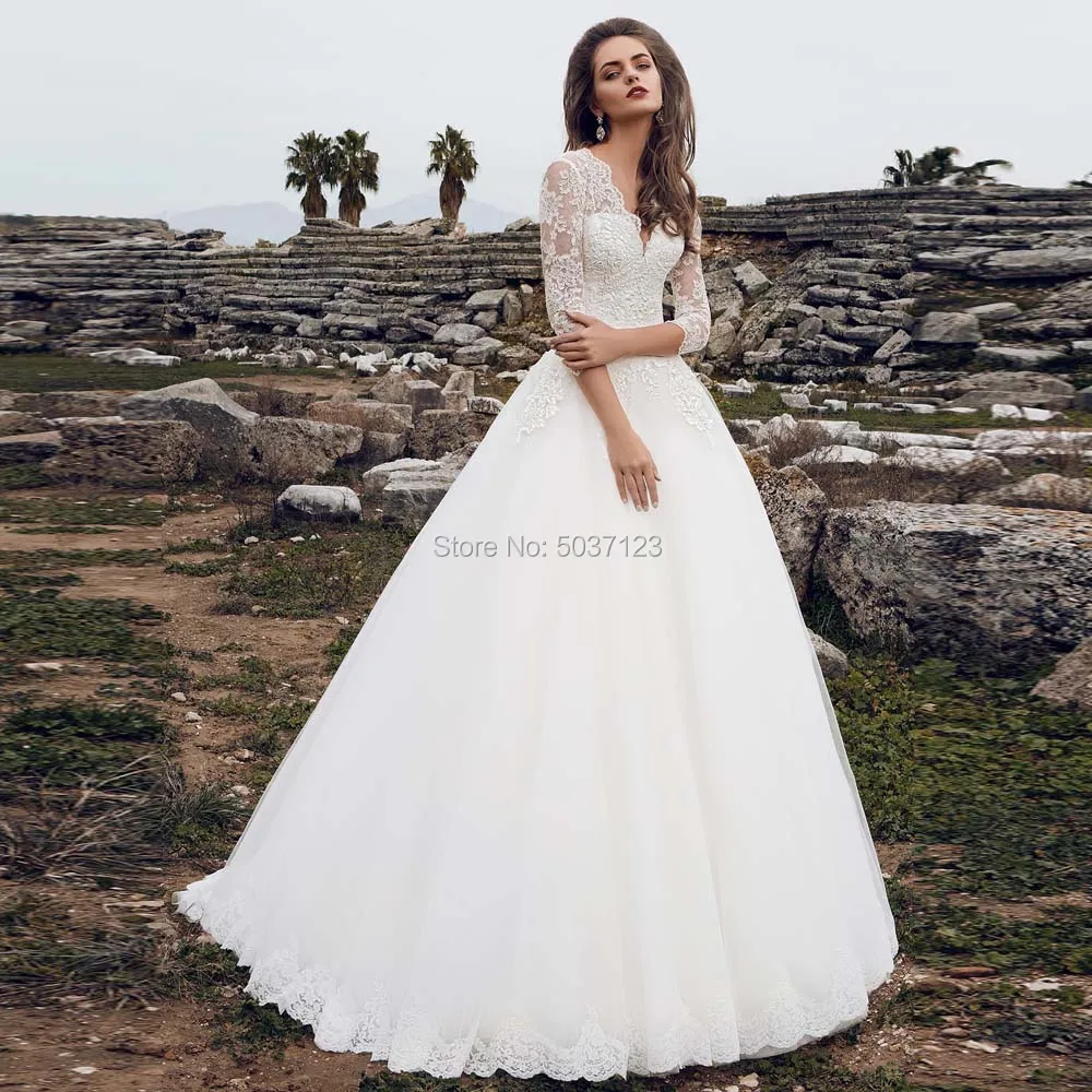 

A Line Long Sleeves Wedding Dresses V Neck Lace Appliques Open Back Bridal Wedding Gown Sweep Train Vestido De Noiva