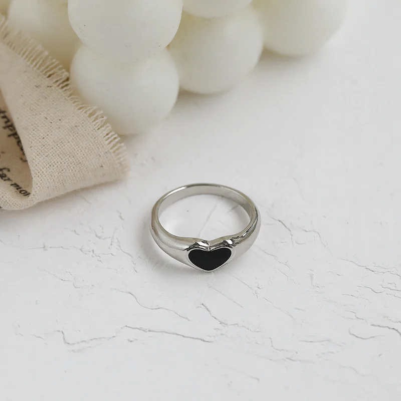 

Romantic Love Rings Stainless Steel Heart-shaped Wedding Gold Platinum Color Ring Personality Hollow Fashion Jewelry Accessories