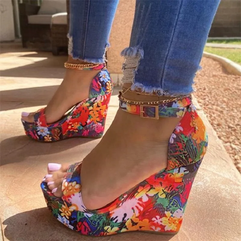 

Roman Lady Summer Resort 2021 Wedge Slide Fashion High Heel Ethnic Style