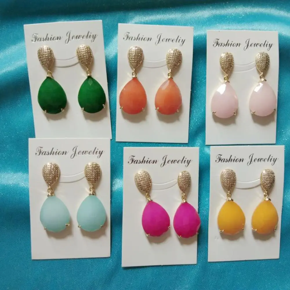 Женские серьги-подвески с камнями розовые красные зеленые синие серьги