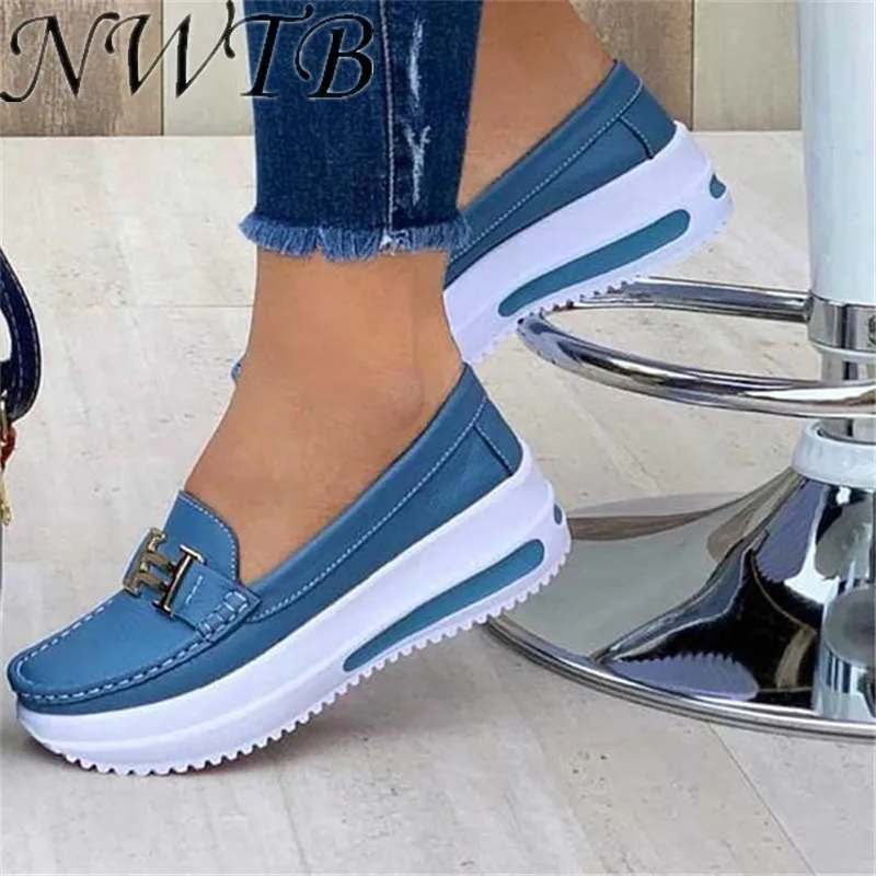 

2021 Autumn Platform Comfortable Women's Sneakers Fashion Non Lace Up Casual Little White Shoes Women Increase Vulcanize Shoes