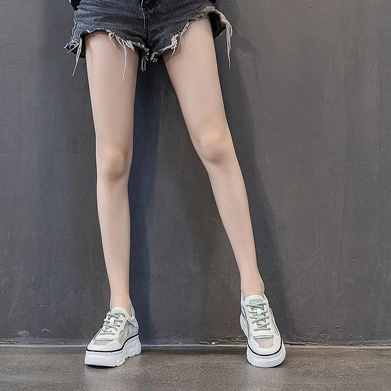 Кроссовки женские на скрытой подошве натуральная кожа кружевная ткань белые