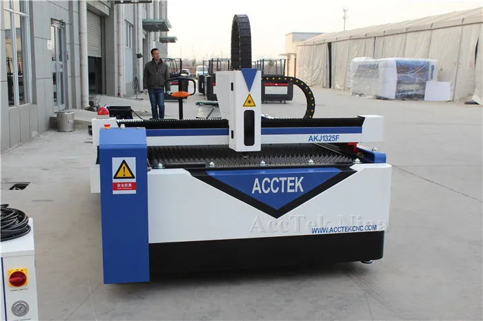 500 Вт 1000 Вт 2000 Вт 3000 Вт 4000 Вт IPG Raycus CNC AK1325F волоконная Лазерная резка для нержавеющей стали
