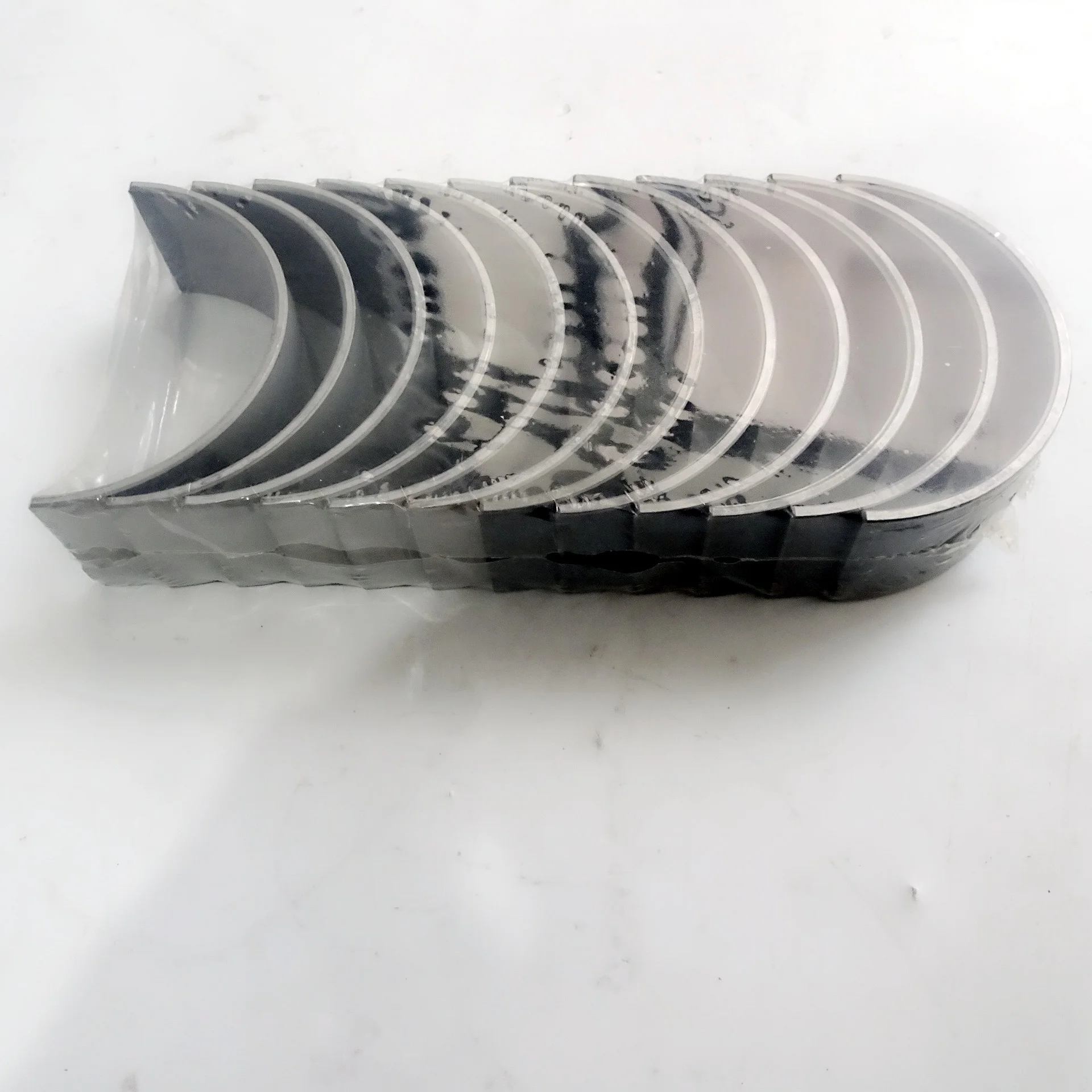 

Connecting Rod Bearing Upper VG1540030015 Lower VG1540030016 for SINOTRUK HOWO Truck Spare Parts