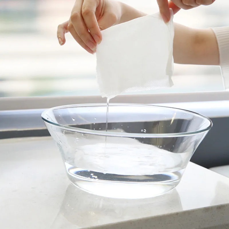 Полотенца из нетканого материала удобные и мягкие дорожные безопасные