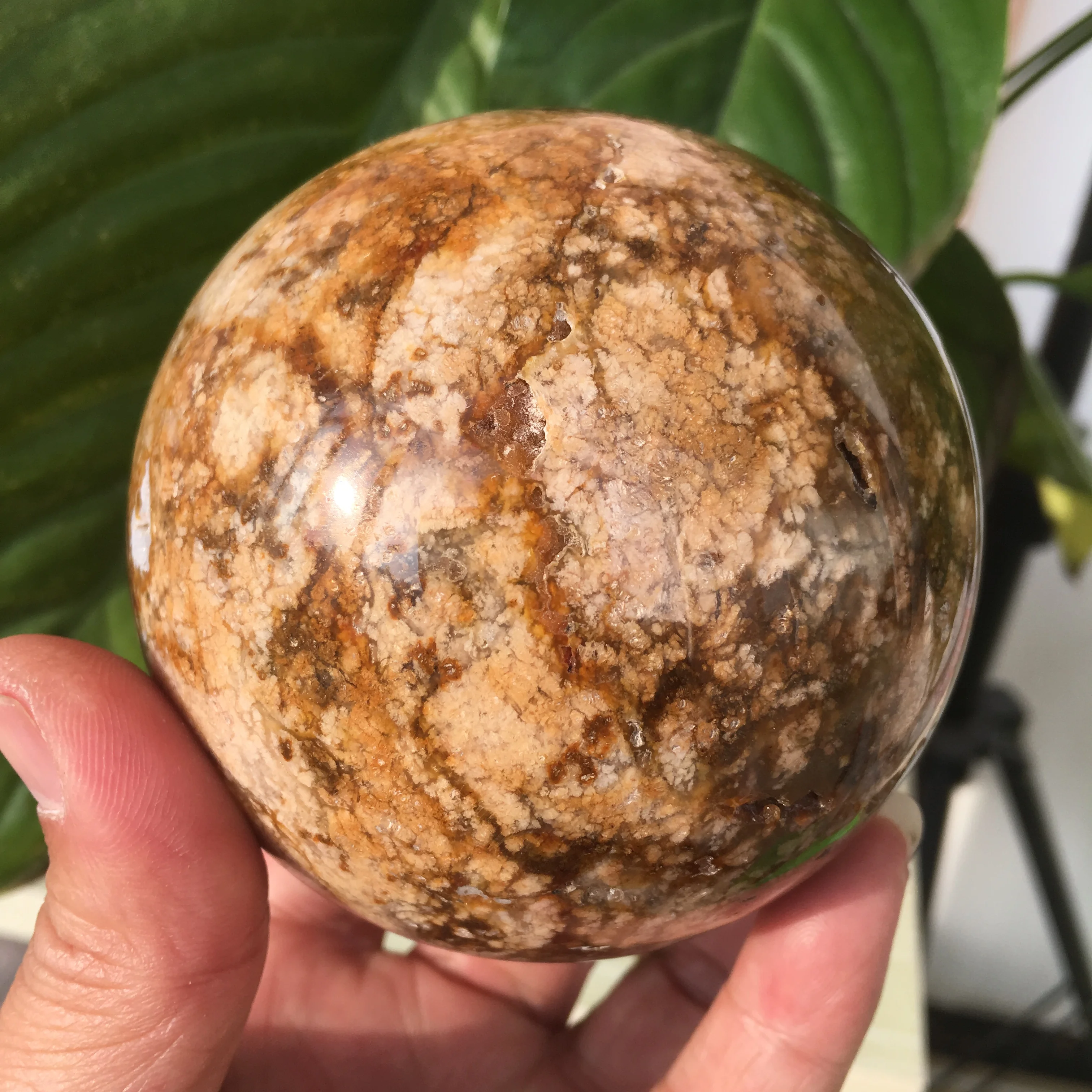 

Natural Polished Cherry Blossom Agarate Ball Ore Ball Healing Reiki Decoration