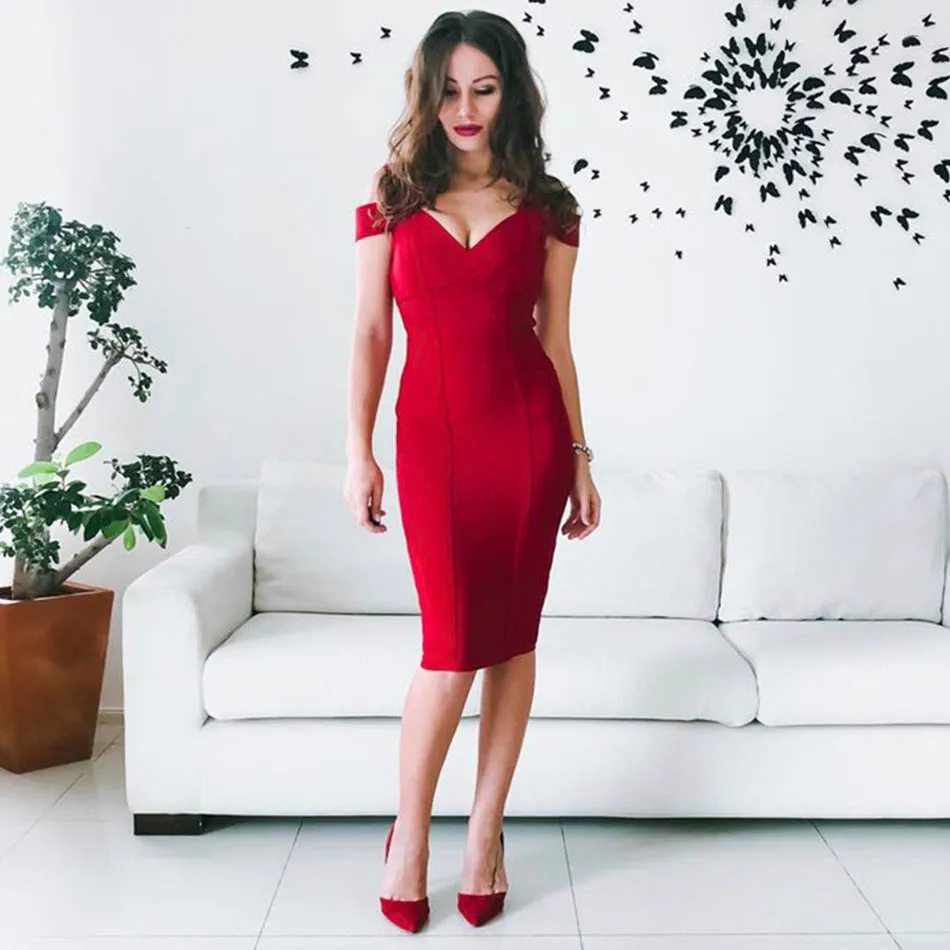 Платье женское без рукавов с тонкими бретельками | Женская одежда