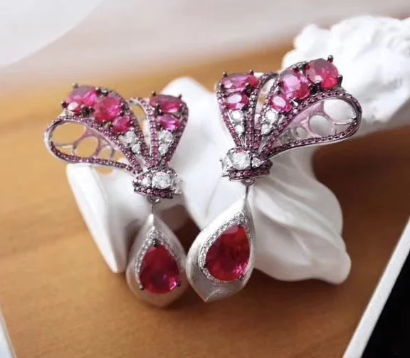 Женские серьги-капельки из серебра 925 пробы с фианитами | Украшения и аксессуары